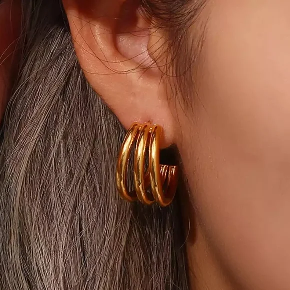 NEW 18K GOLD 3 LAYERS TUBE SHAPE HOOP EARRINGS, NICE EARRINGS, CUTE EARRINGS - Picture 1 of 7